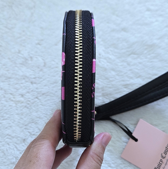 Juicy🍊 Couture "Cherry🍒 On Top"  Heart♥️ Zip Around Coin🪙 Purse - NWT - Picture 4 of 15